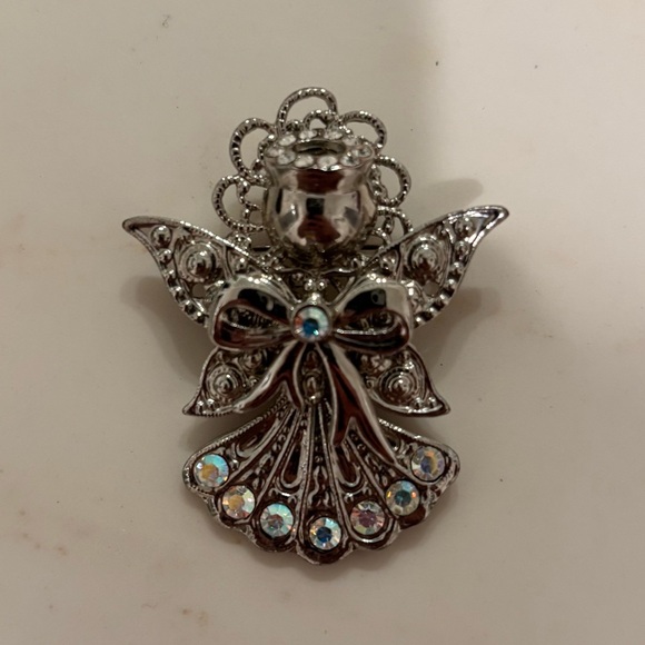 Angel pin - Picture 2 of 3
